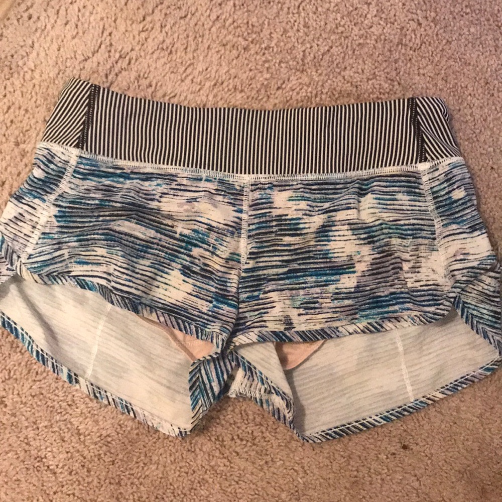 Perfect condition RARE lulu speed shorts